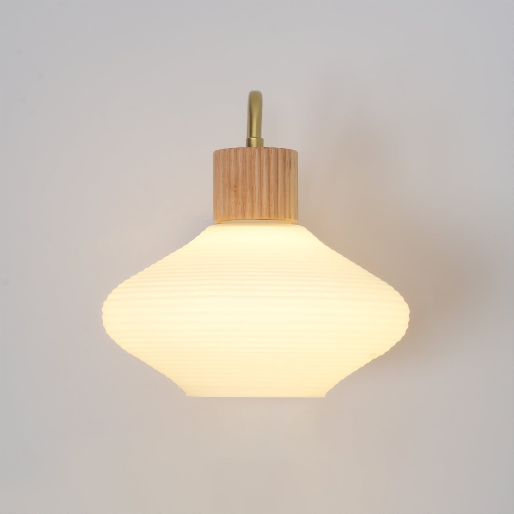 Wohlert Wall Lamp - Lumpaz