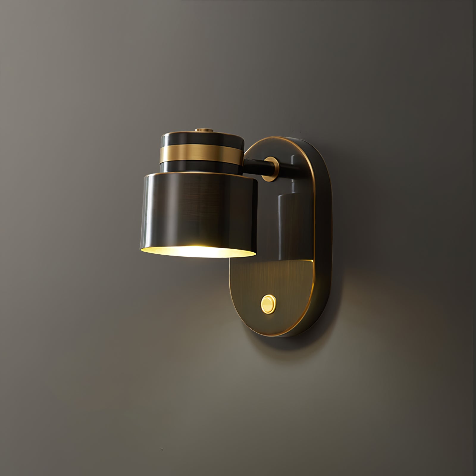 Brass Cylinder Wall Lamp - Lumpaz
