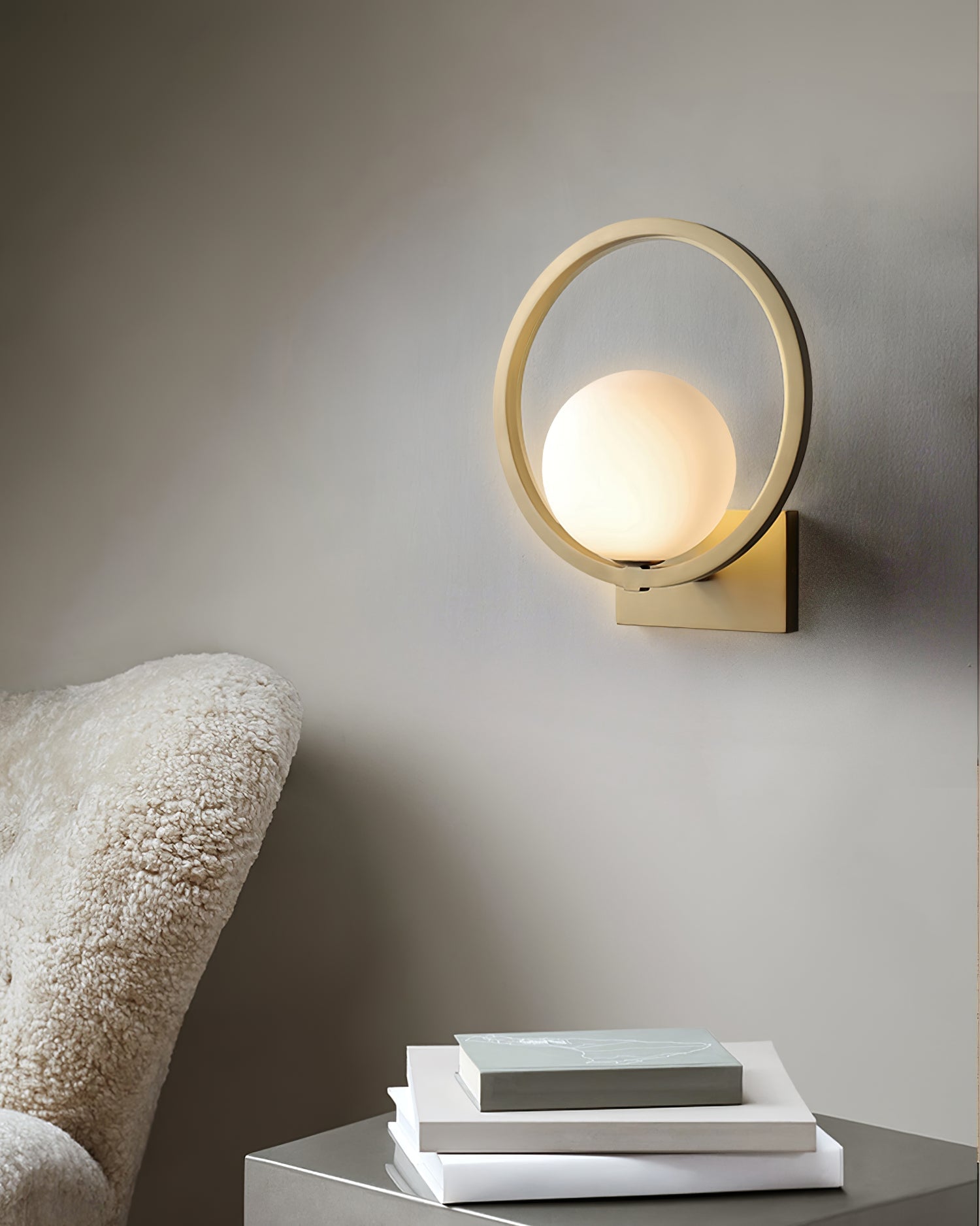 Lunar Brass Wall Lamp - Lumpaz
