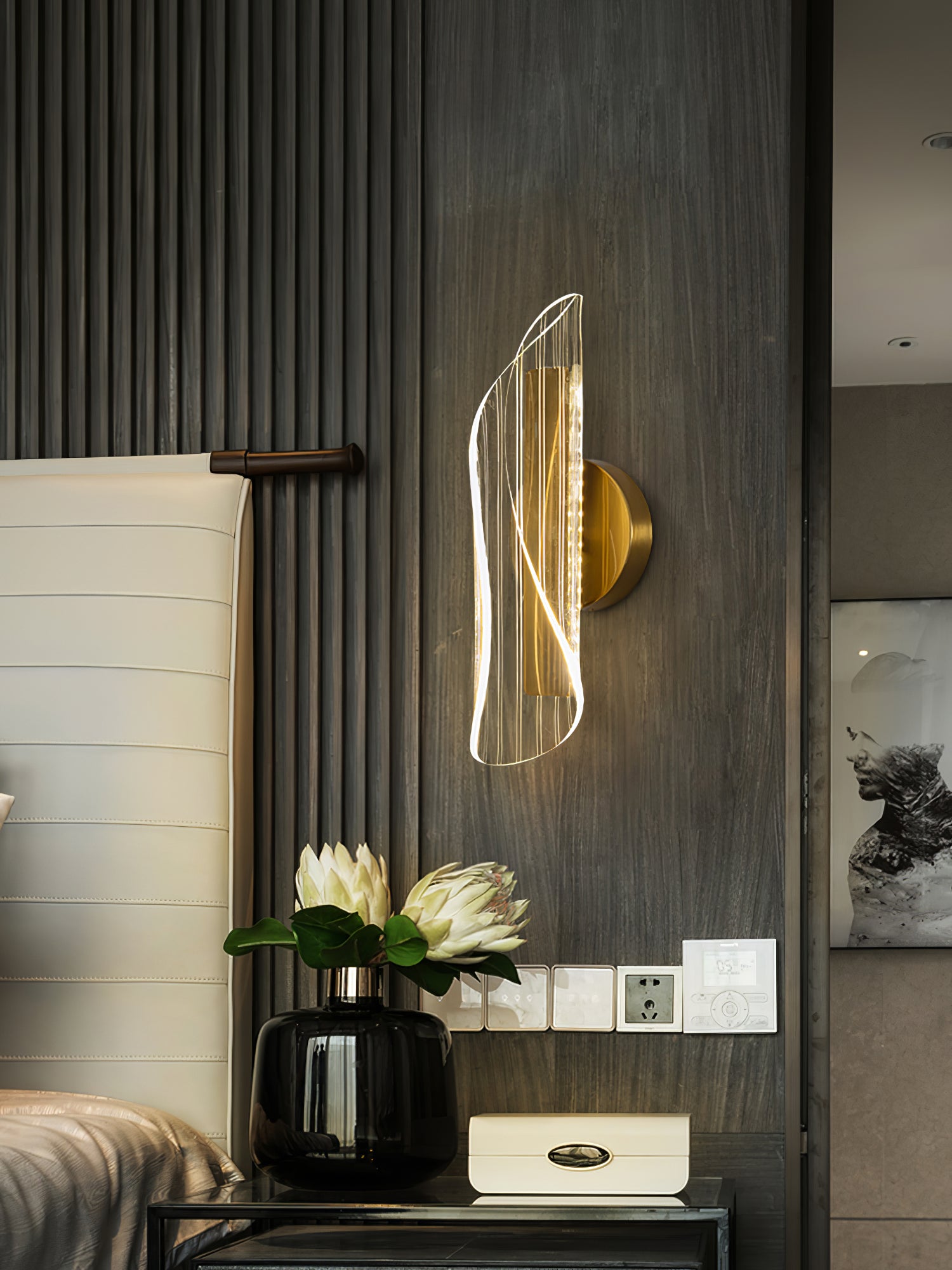 Hershal Luxe Wall Lamp - Lumpaz