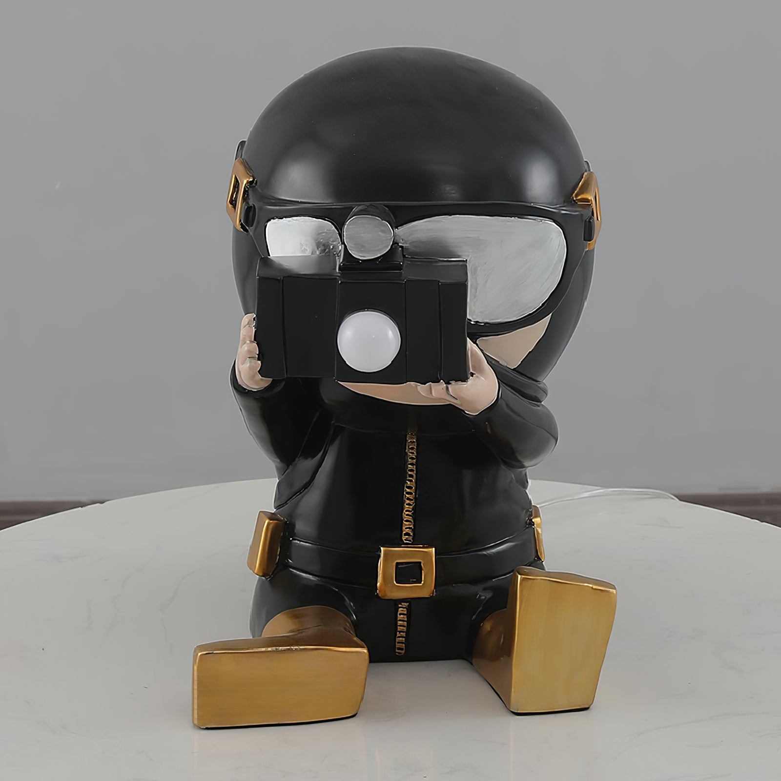 Diver Table Lamp - Lumpaz
