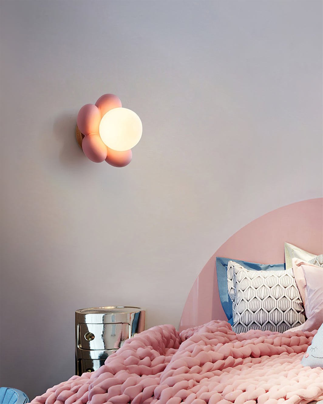 Bloom Flower Wall Lamp - Lumpaz
