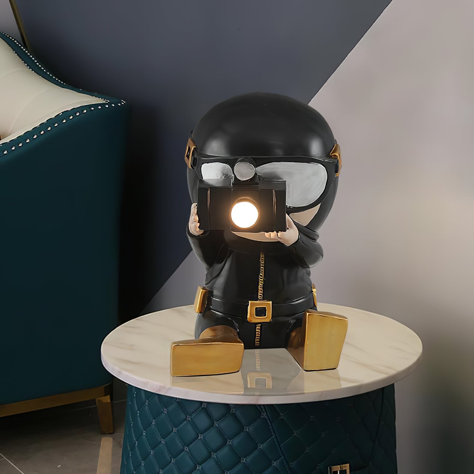 Diver Table Lamp - Lumpaz