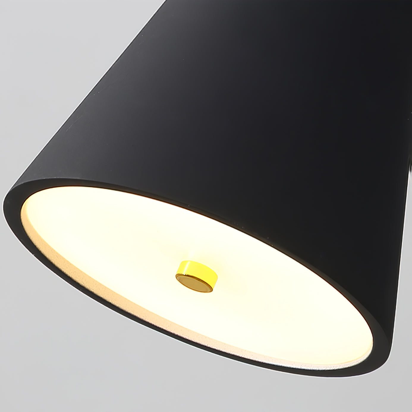 Kettle Resin Pendant Lamp - Lumpaz