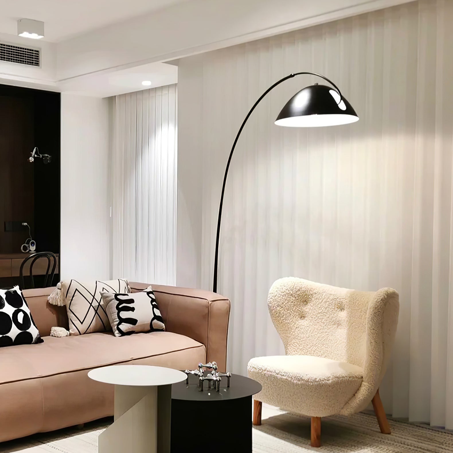 Pluma Floor Lamp - Lumpaz