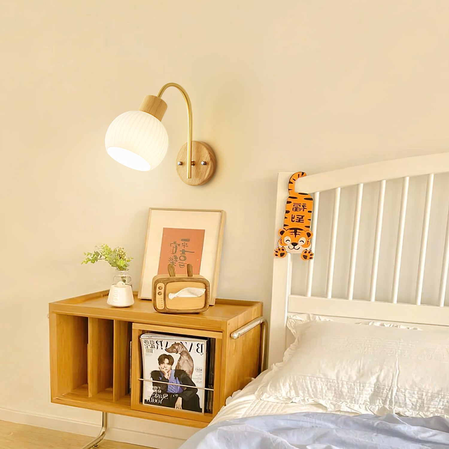 Petaluma Wall Lamp - Lumpaz