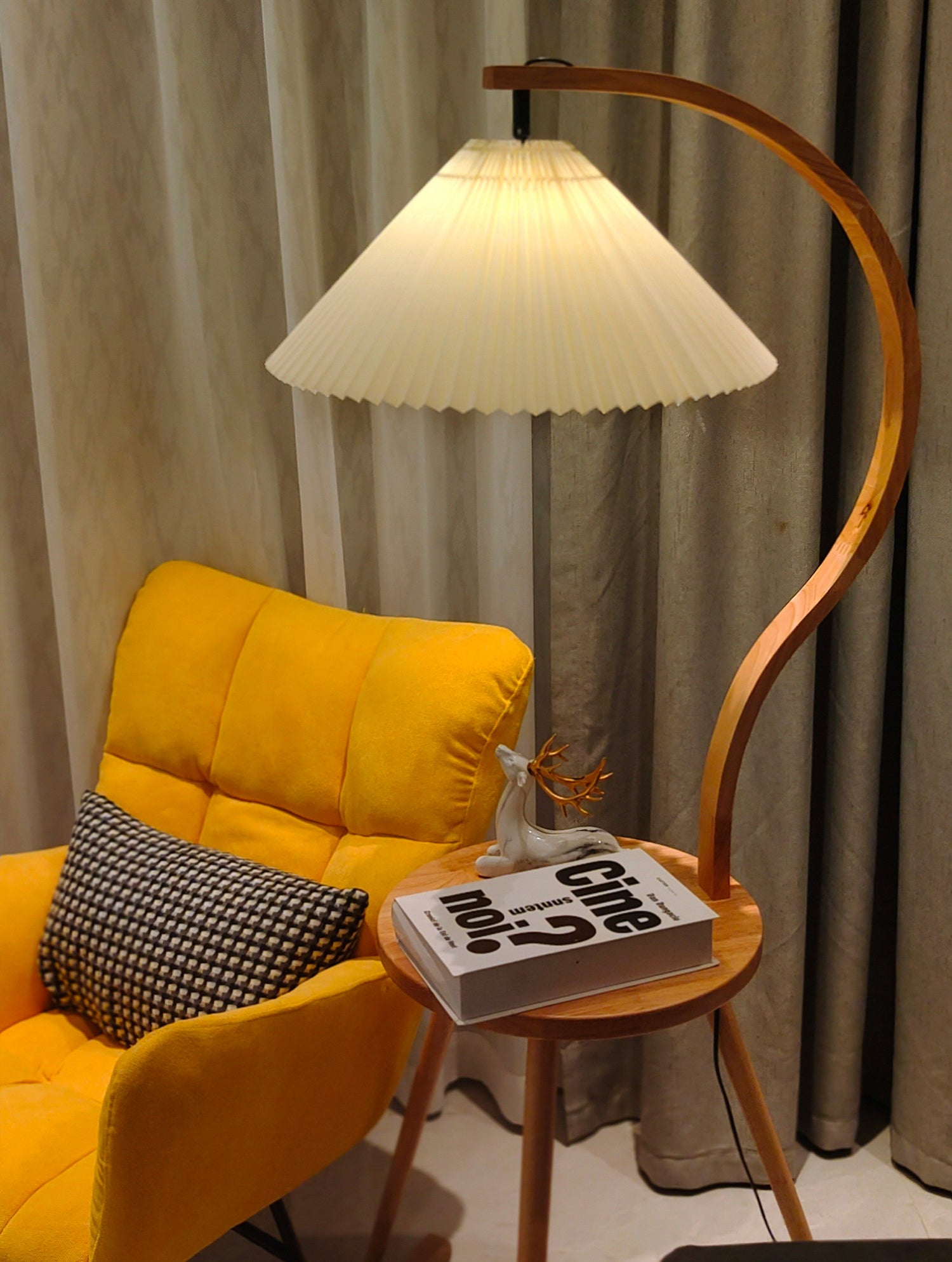 Caprani Tray Floor Lamp - Lumpaz