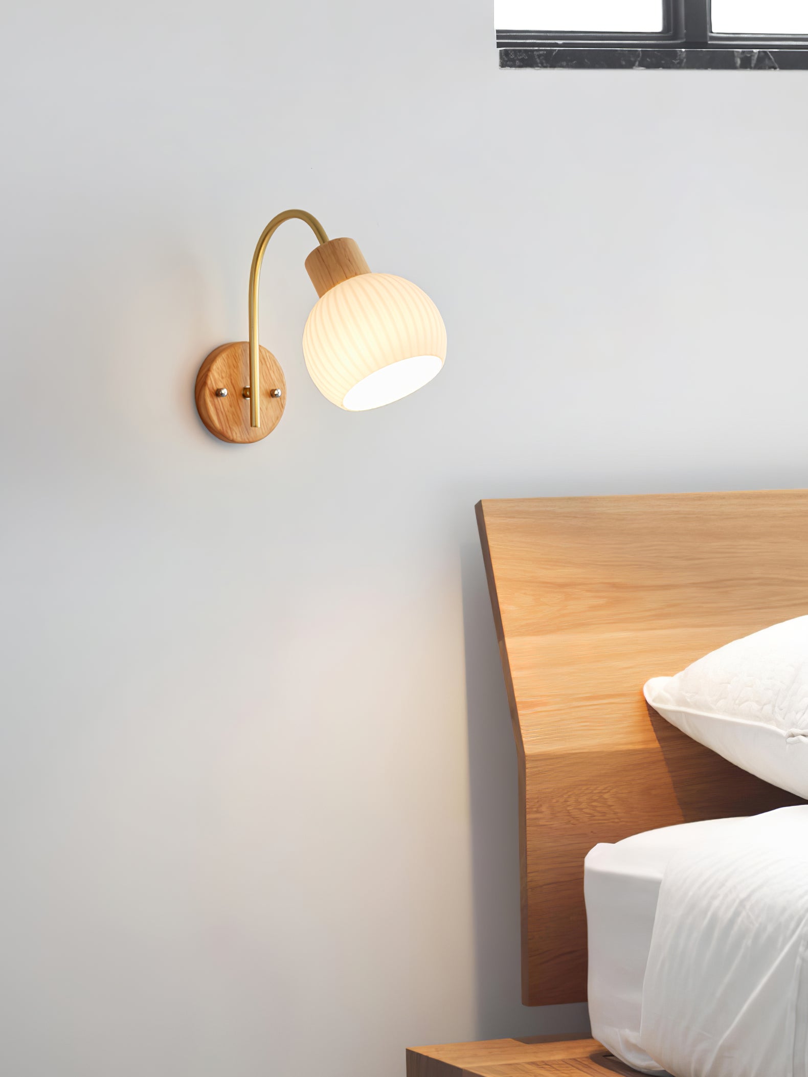 Petaluma Wall Lamp - Lumpaz