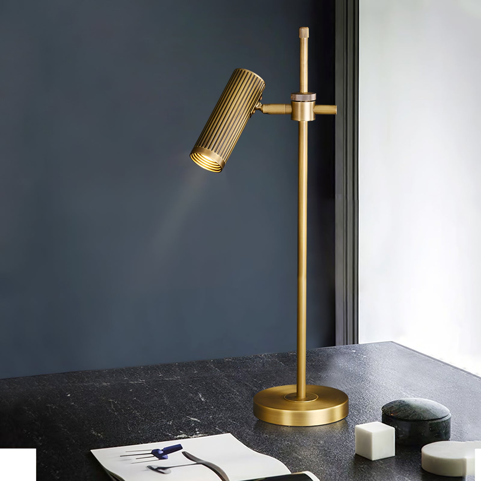 Task Table Lamp - Lumpaz