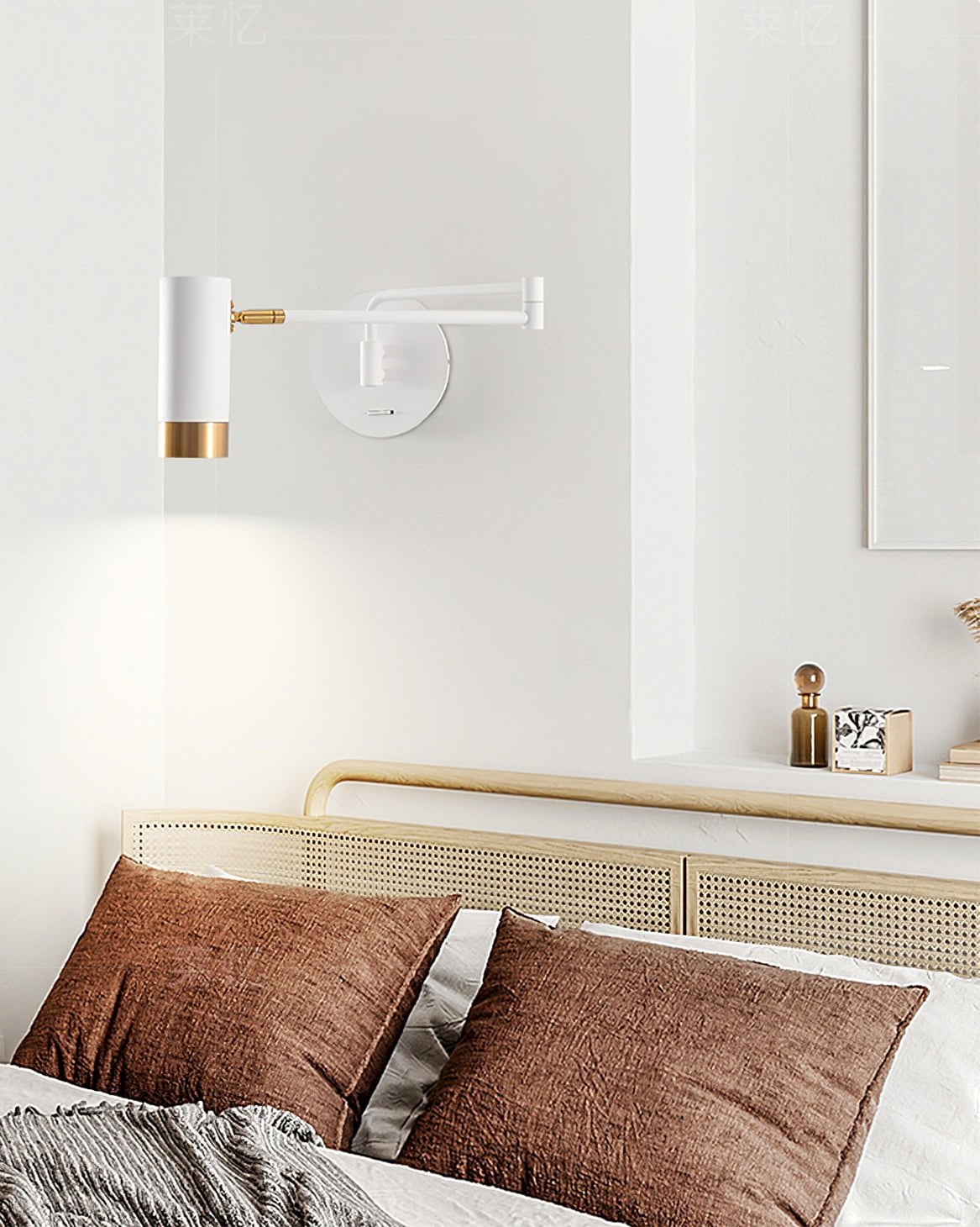 Fumi Swing Wall Lamp - Lumpaz