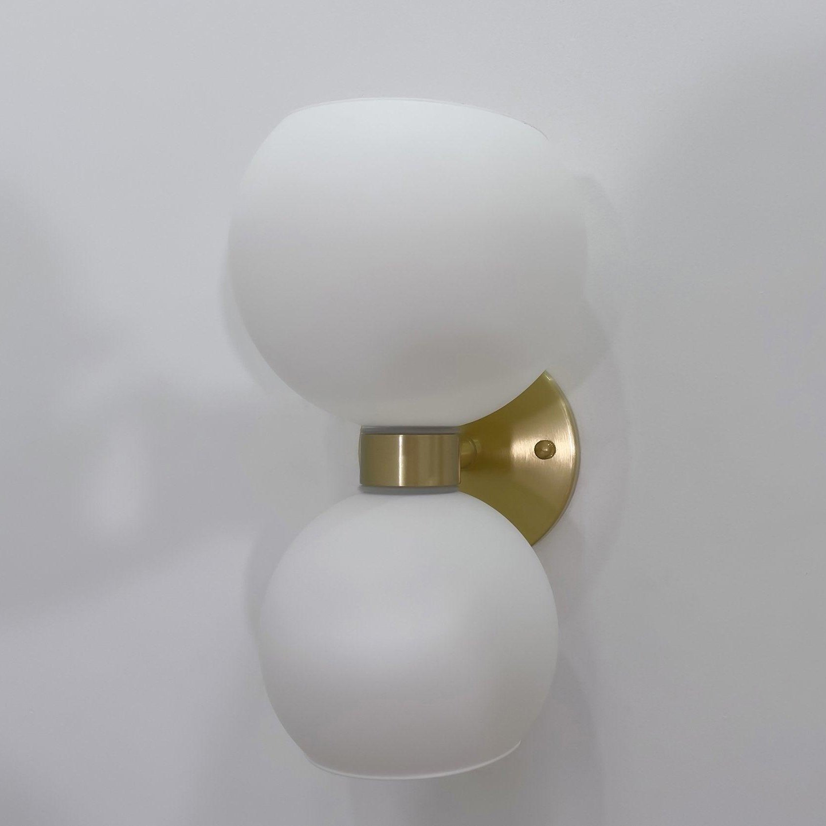 Round White Glass Bedroom Wall Lamp - Lumpaz