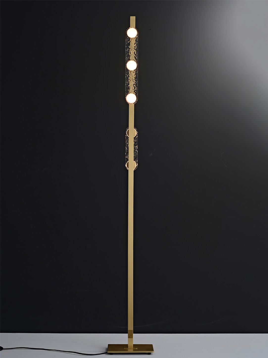 Sinclair Floor Lamp - Lumpaz