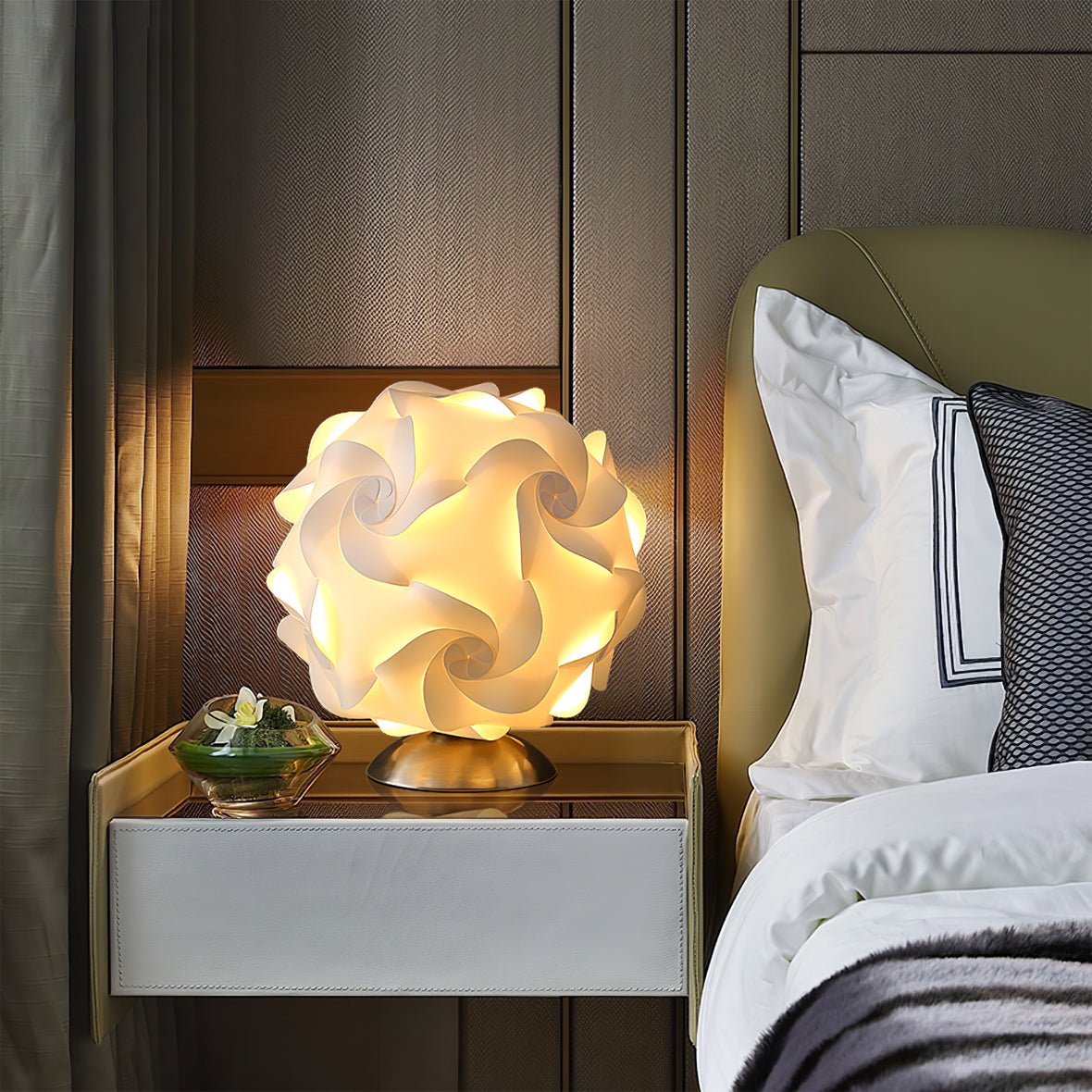 Flower Table Lamp - Lumpaz