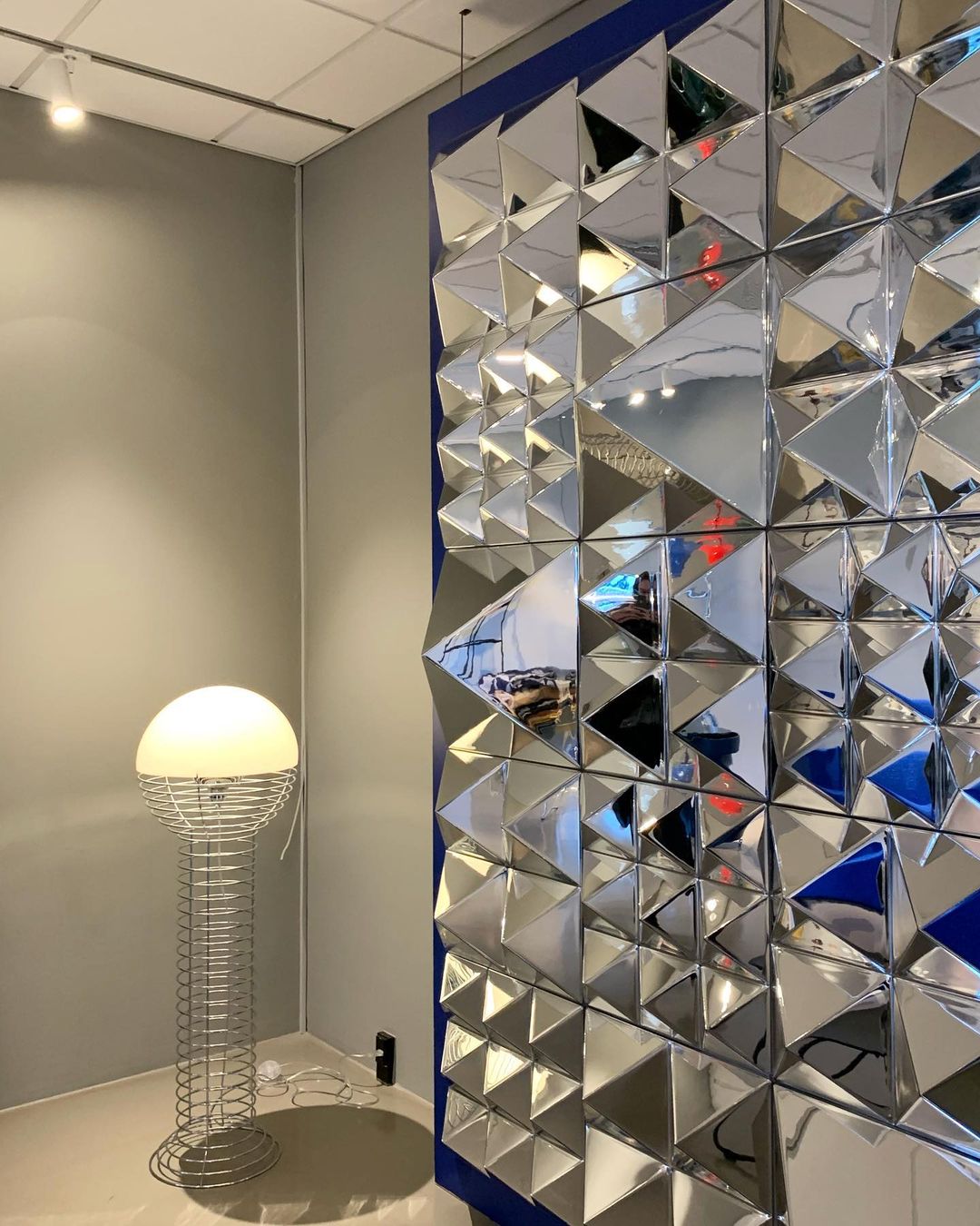 Wire Floor Lamp - Lumpaz