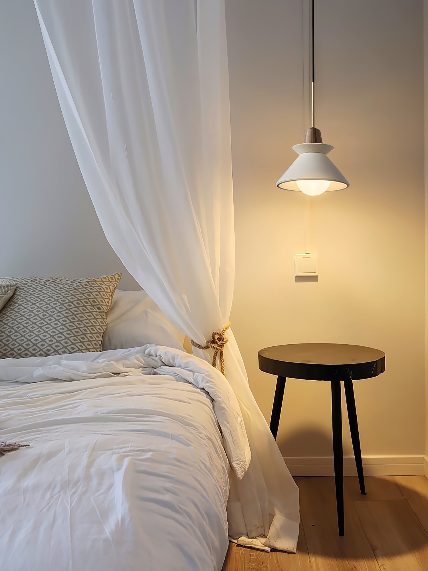 Scandinavian Pendant Lamp - Lumpaz