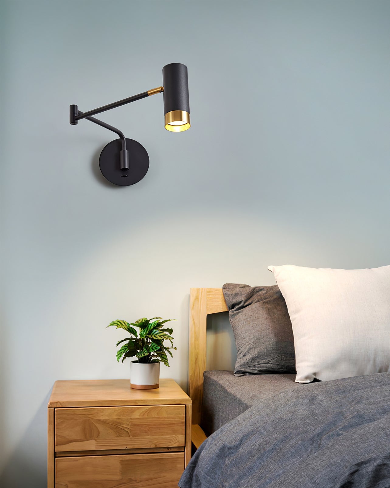 Fumi Swing Wall Lamp - Lumpaz