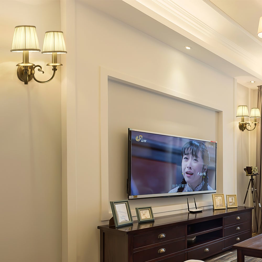 Pleated Brass Wall Lamp - Lumpaz