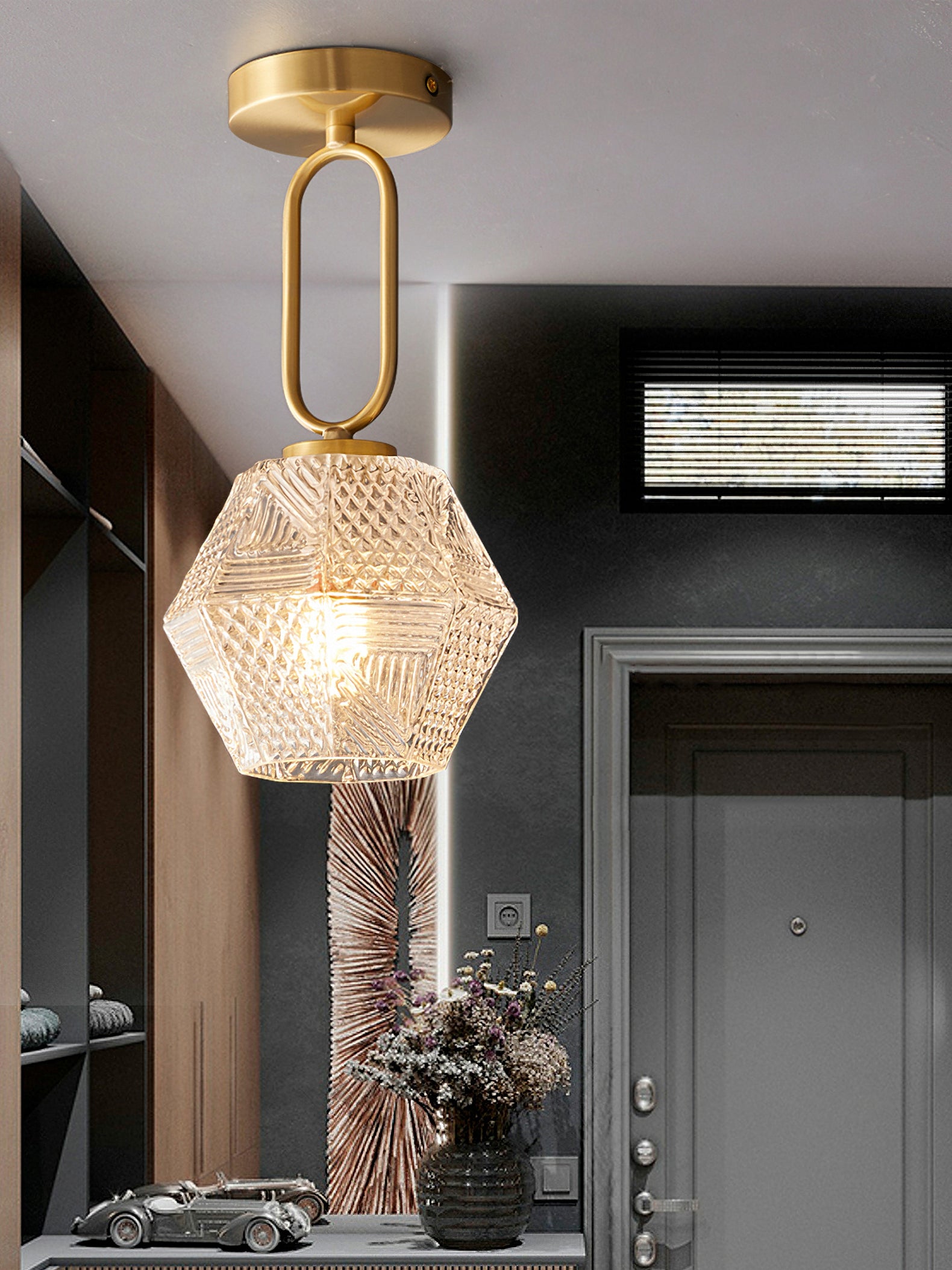 Diamond Cut Art Deco Ceiling Light - Lumpaz