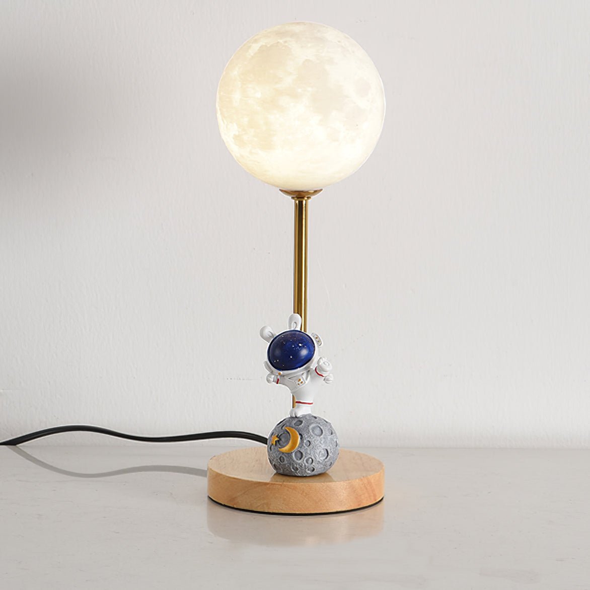 Creative Moon Table Lamp - Lumpaz