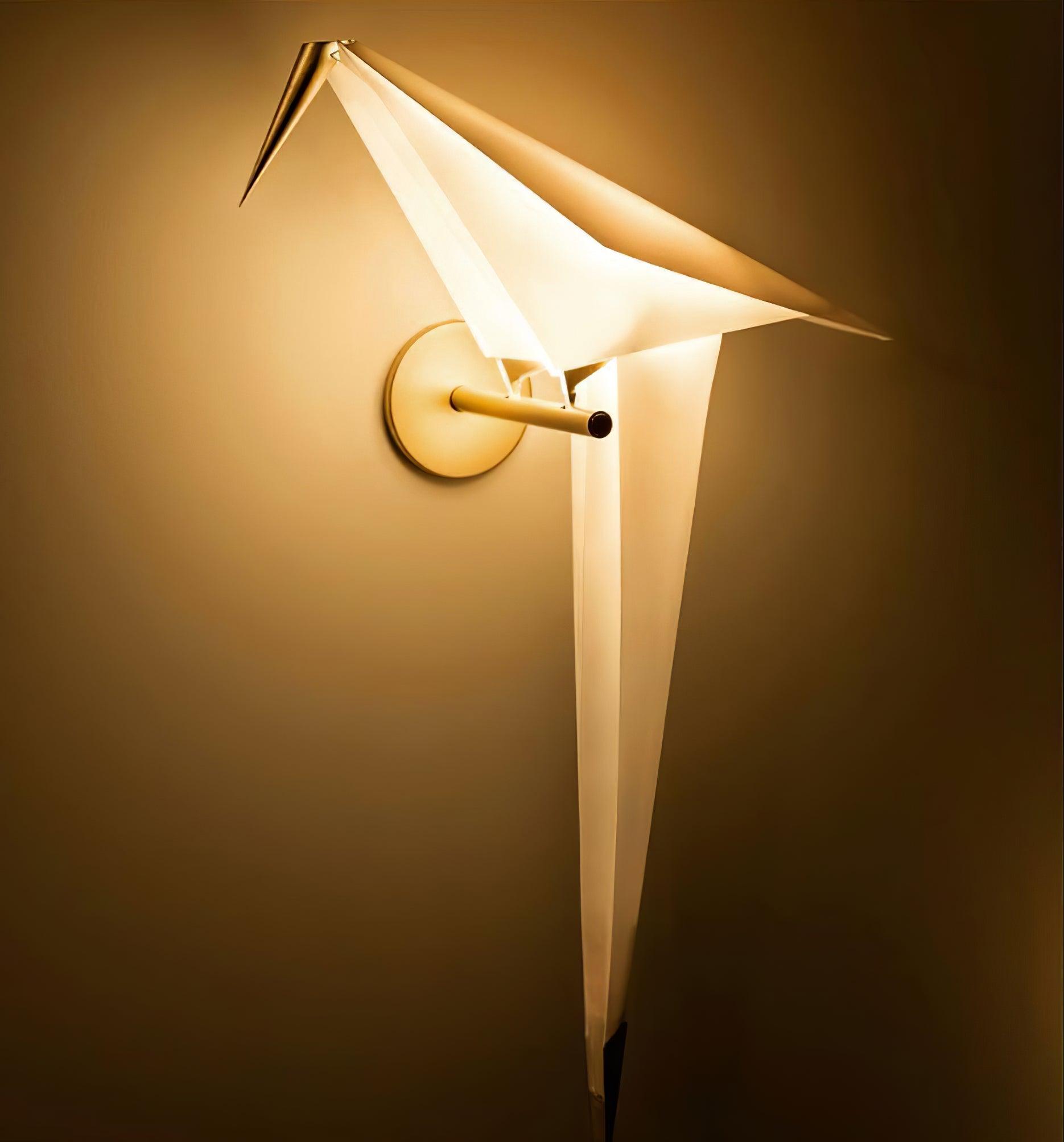 Perching Bird Wall Lamp - Lumpaz