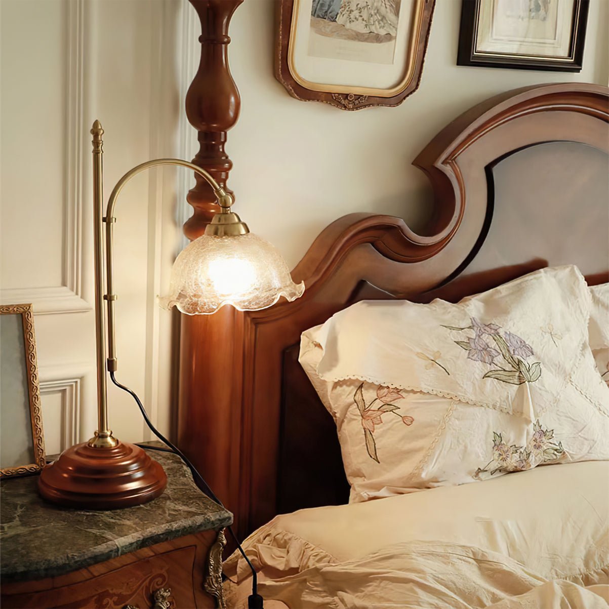 Vintage Textured Table Lamp - Lumpaz