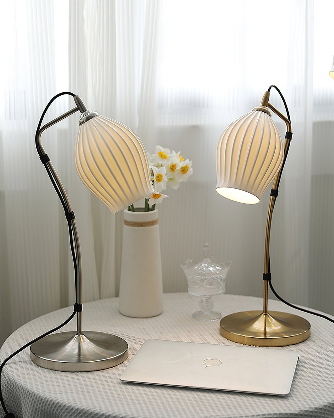 Ceramic Ribbed Table Lamp - Lumpaz