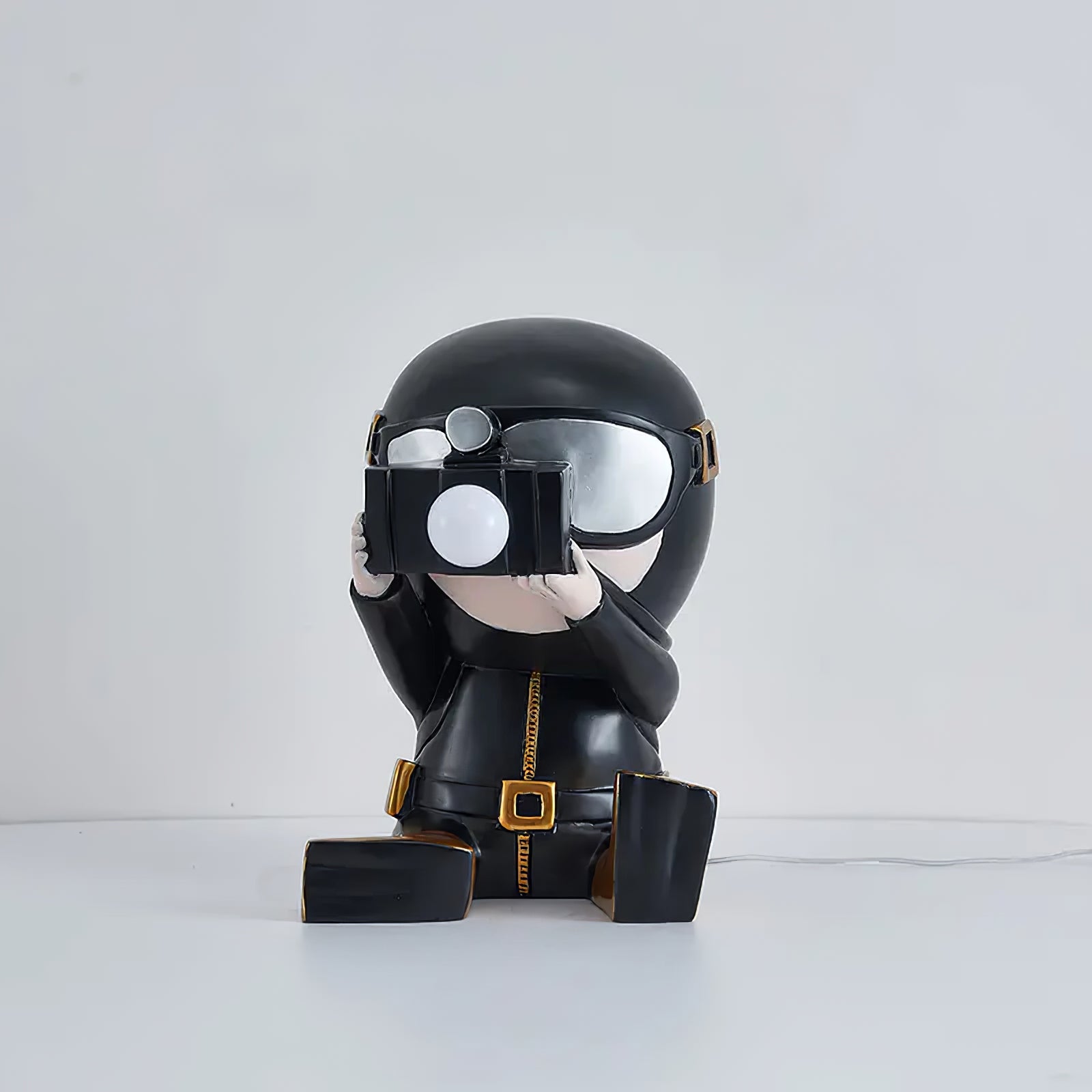 Diver Table Lamp - Lumpaz