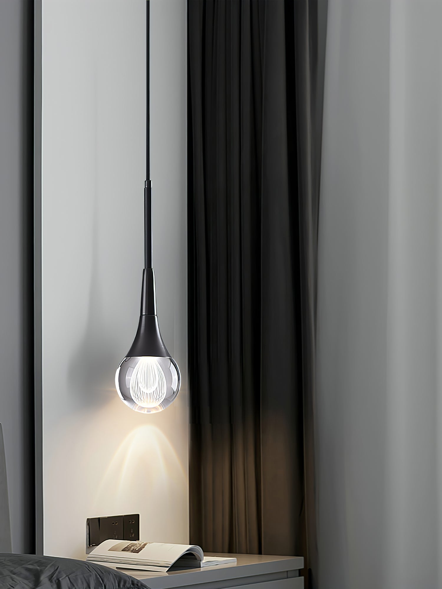 Teardrop Crystal Pendant Light - Lumpaz