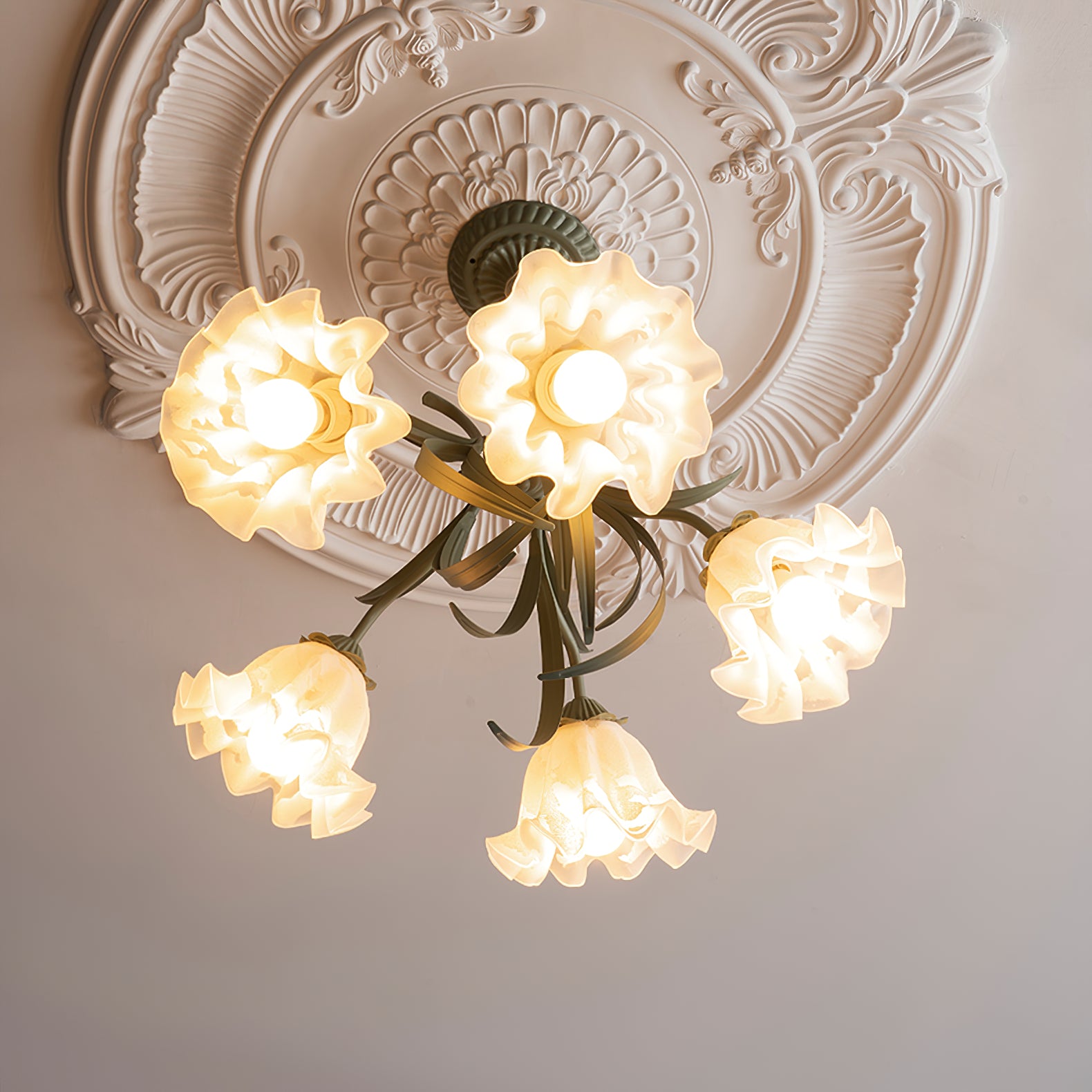Tole Chandelier - Lumpaz