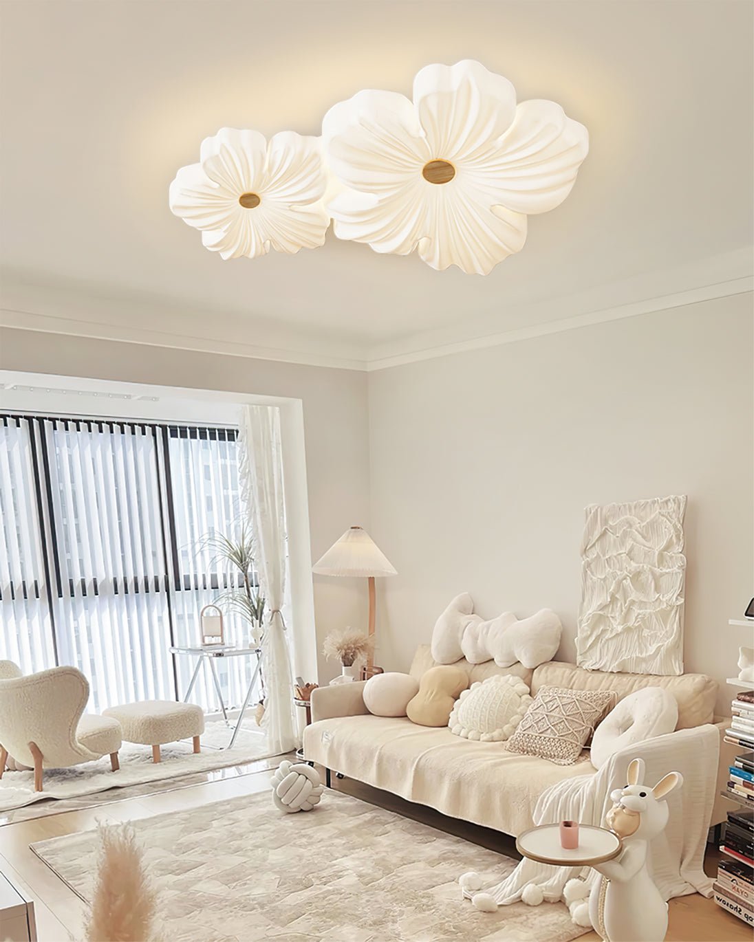 Cream Flower Ceiling Lamp - Lumpaz