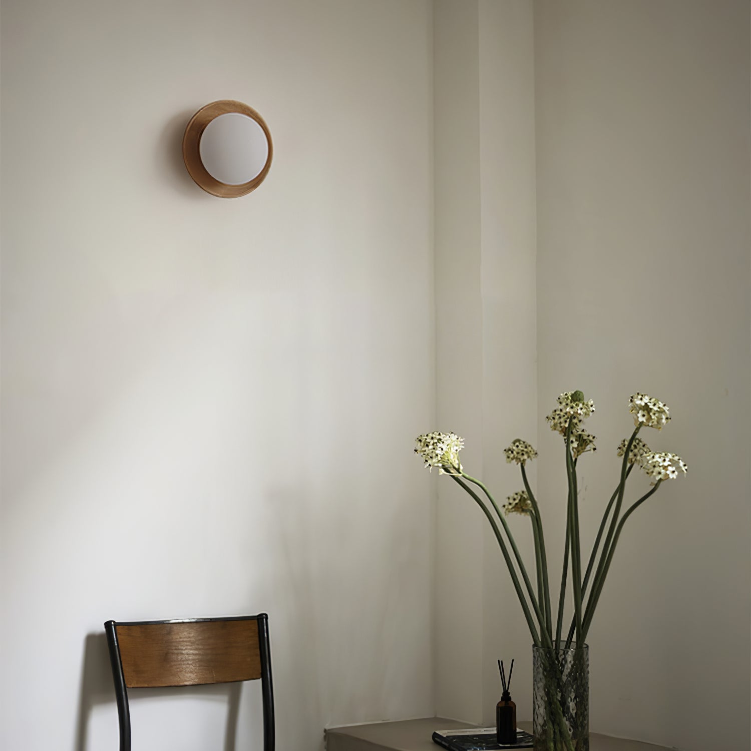 Tablet Wall Lamp - Lumpaz