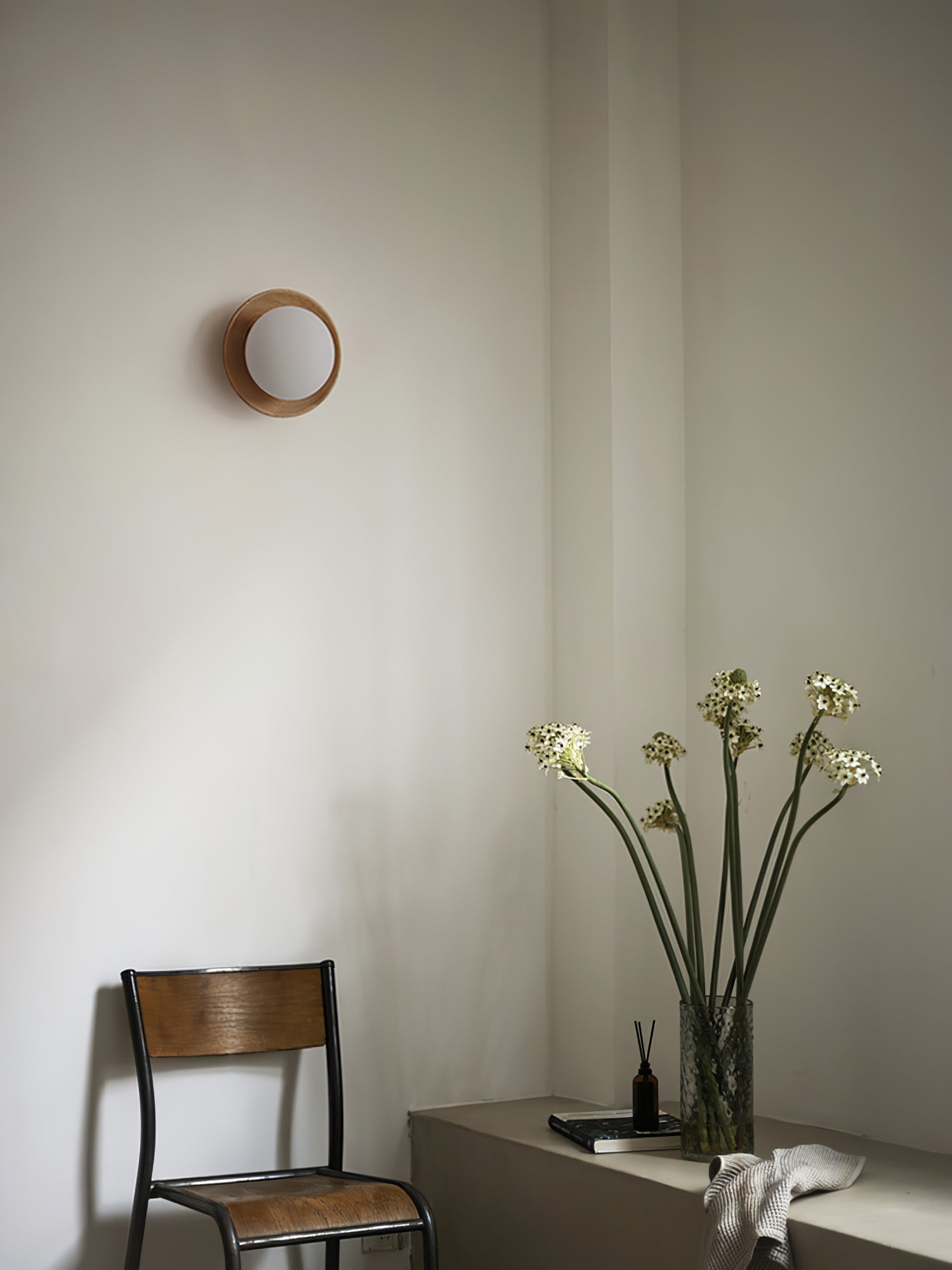 Tablet Wall Lamp - Lumpaz