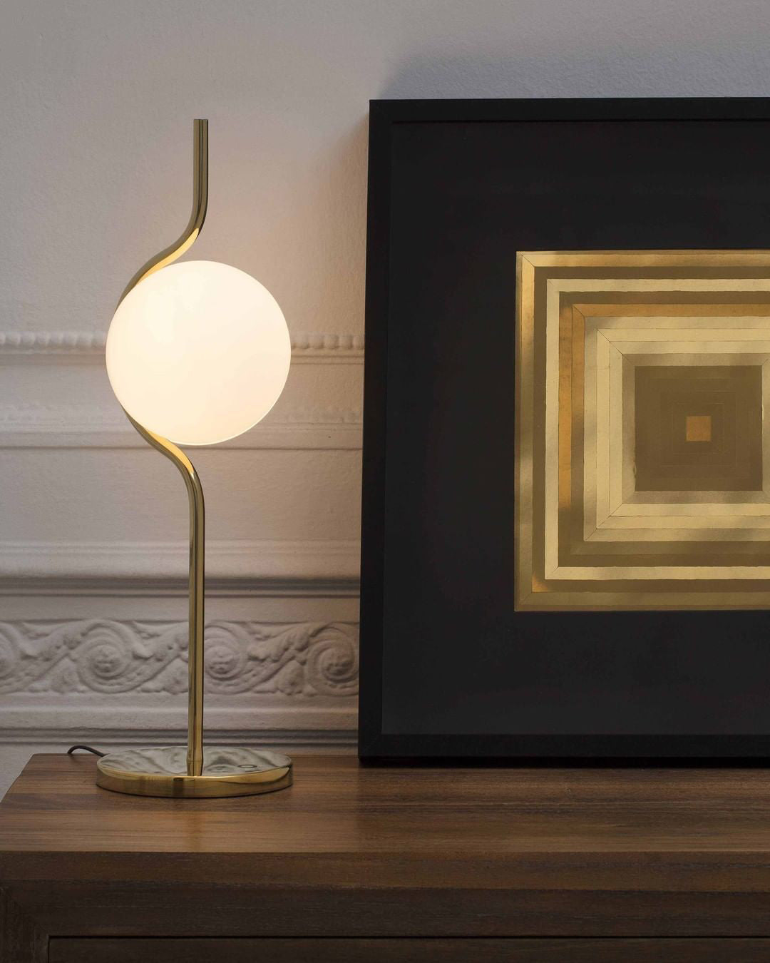 Levita Table Lamp - Lumpaz