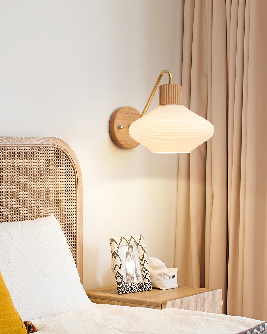 Wohlert Wall Lamp - Lumpaz