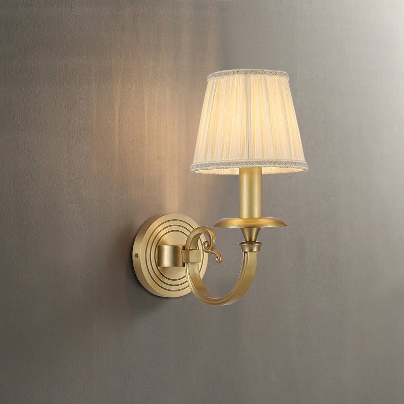 Pleated Brass Wall Lamp - Lumpaz