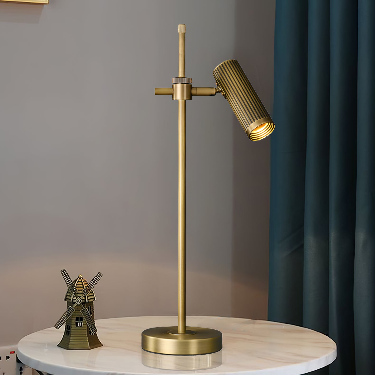 Task Table Lamp - Lumpaz