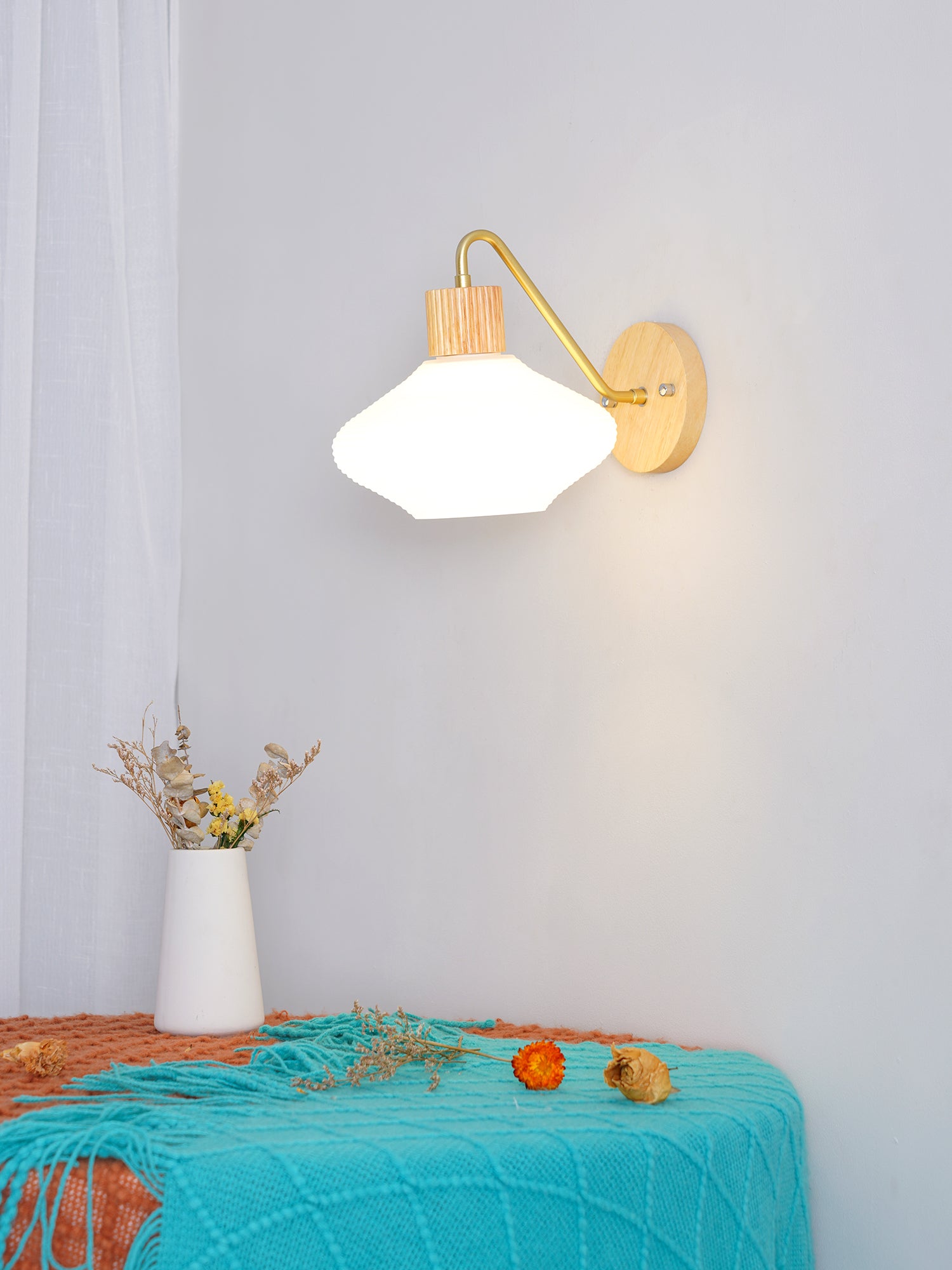 Wohlert Wall Lamp - Lumpaz