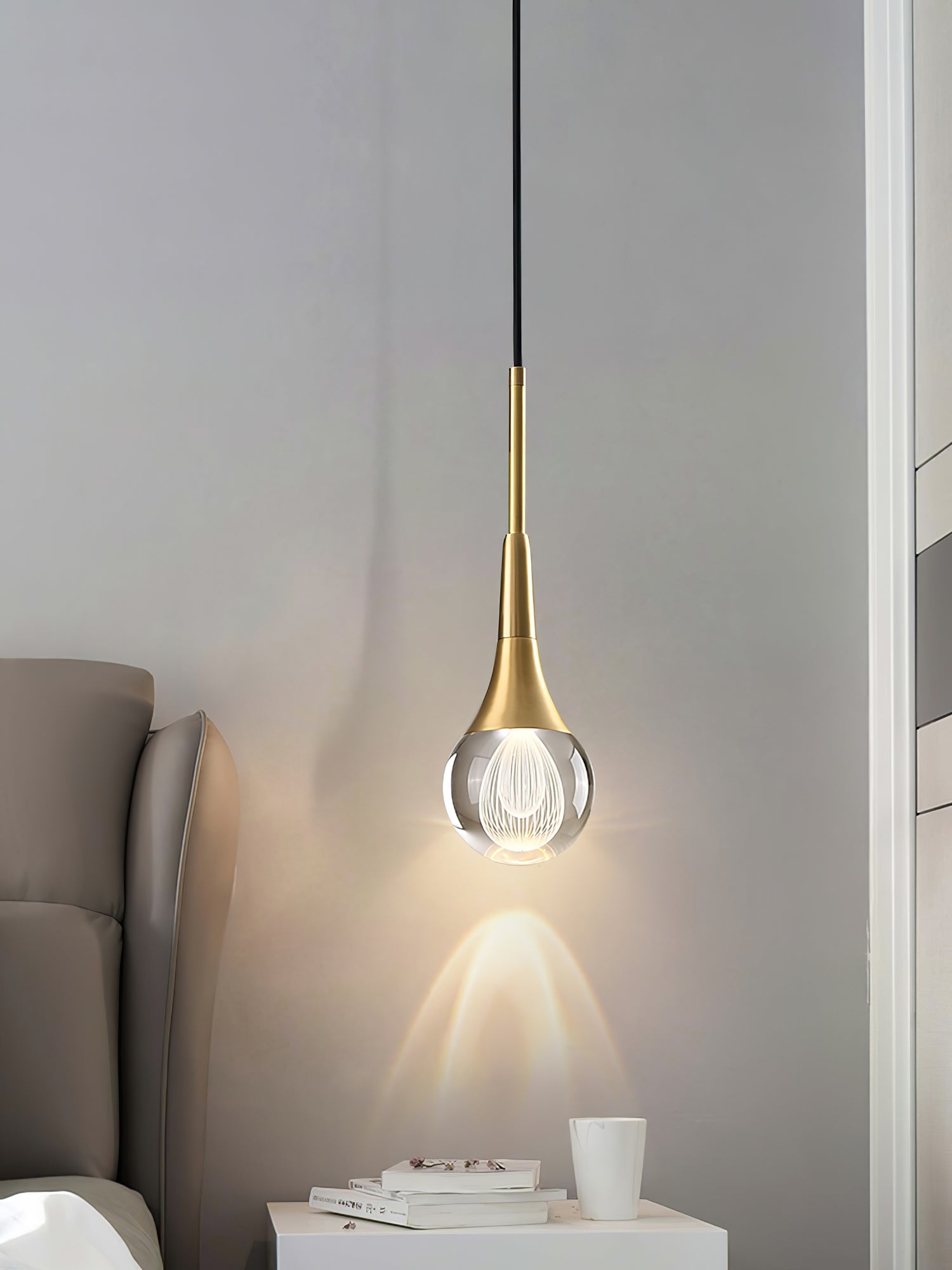 Teardrop Crystal Pendant Light - Lumpaz