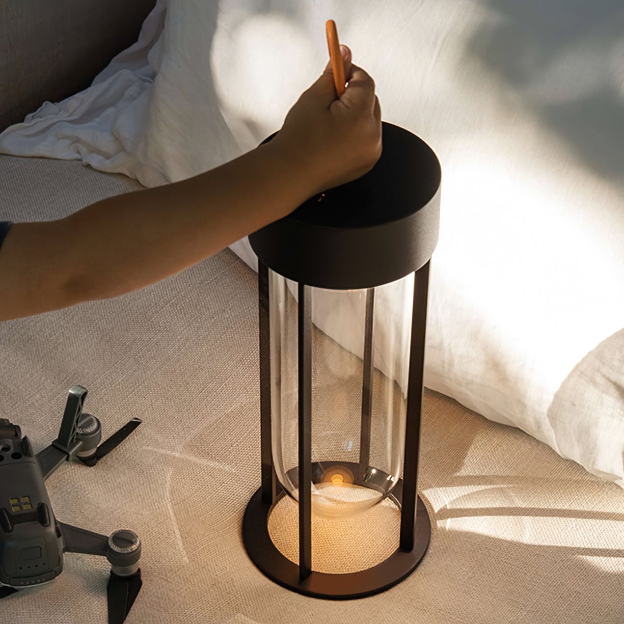 Vitro Built-in Battery Table Lamp - Lumpaz