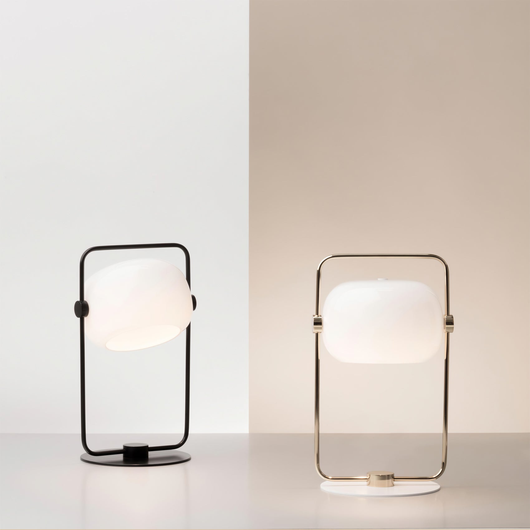 Black Galet Table Lamp - Lumpaz