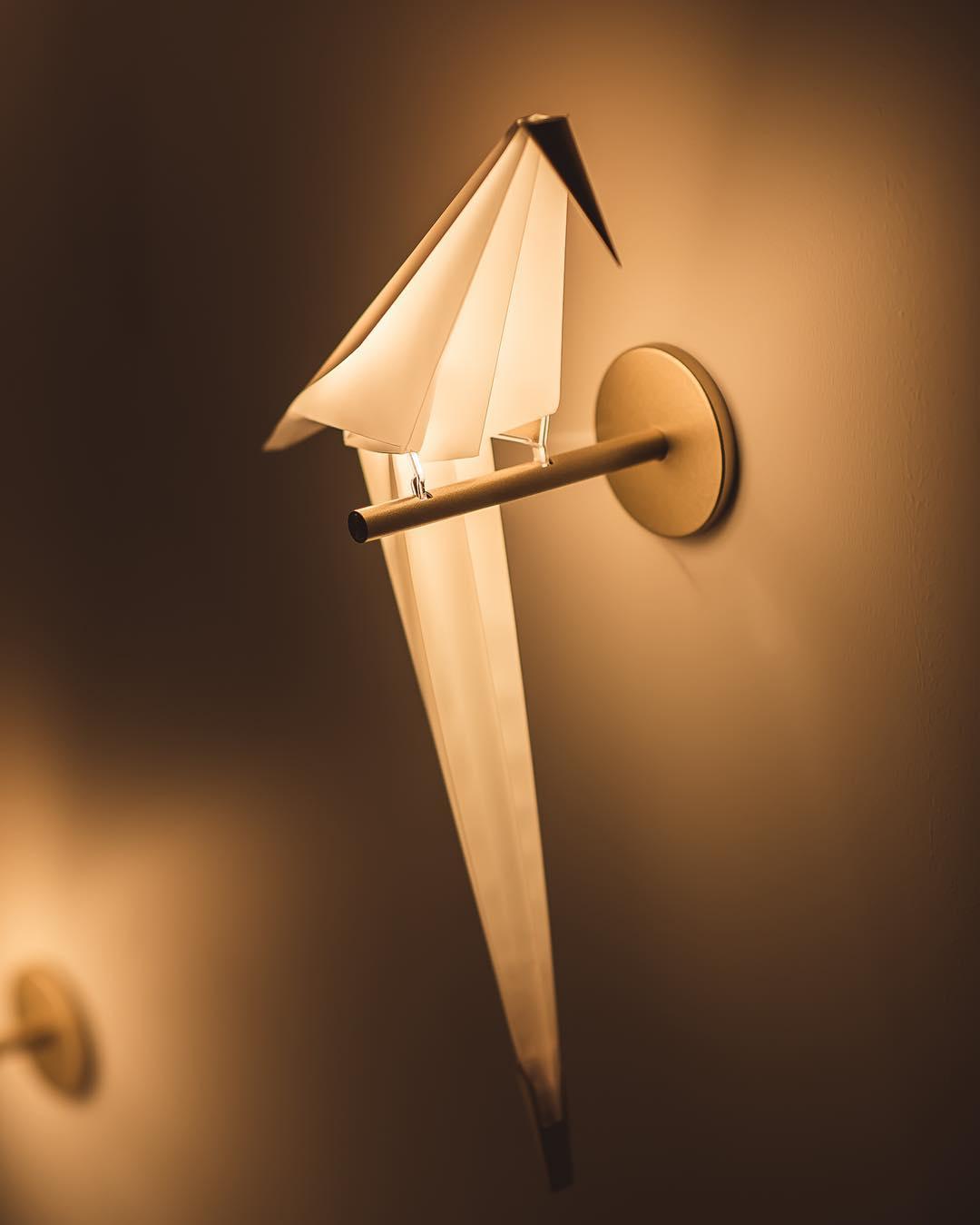 Perching Bird Wall Lamp - Lumpaz