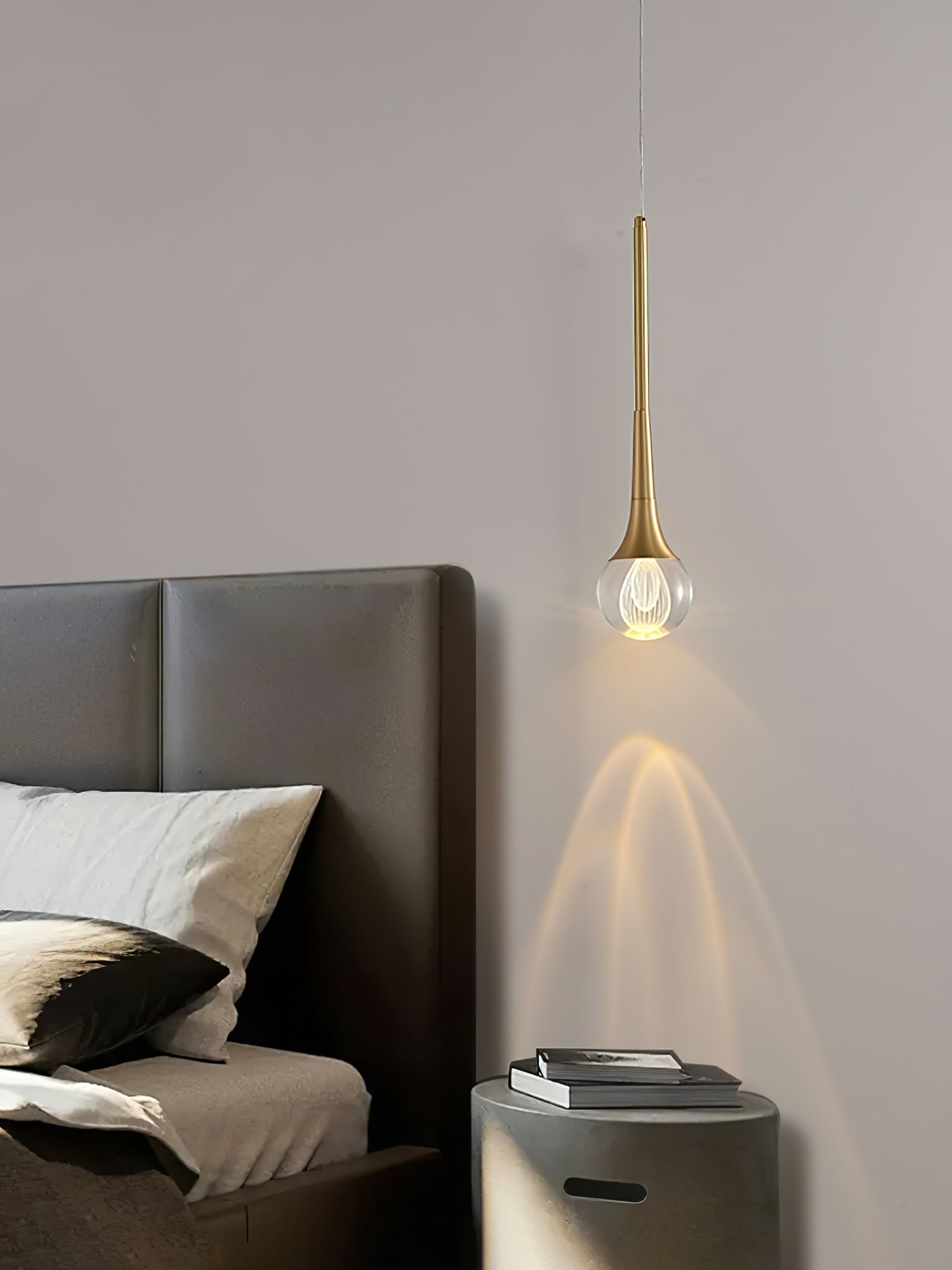 Teardrop Crystal Pendant Light - Lumpaz