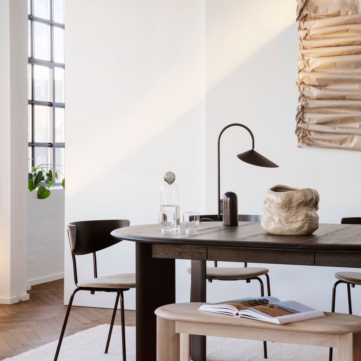 Arum Table Lamp - Lumpaz