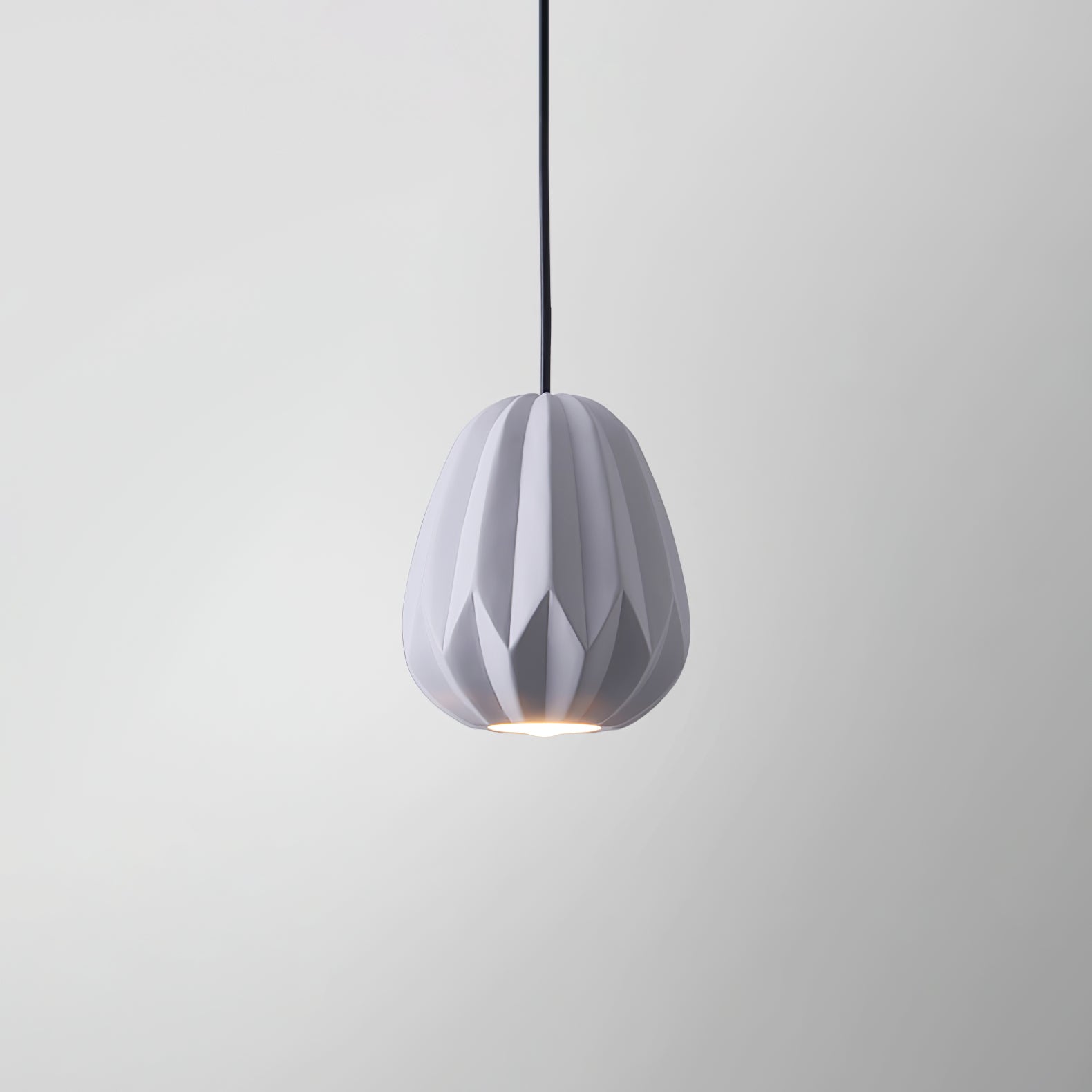 Papaya Resin Pendant Lamp - Lumpaz