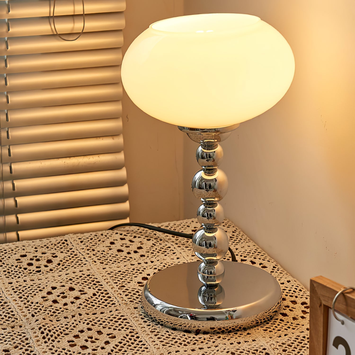 Clarksville Table Lamp - Lumpaz