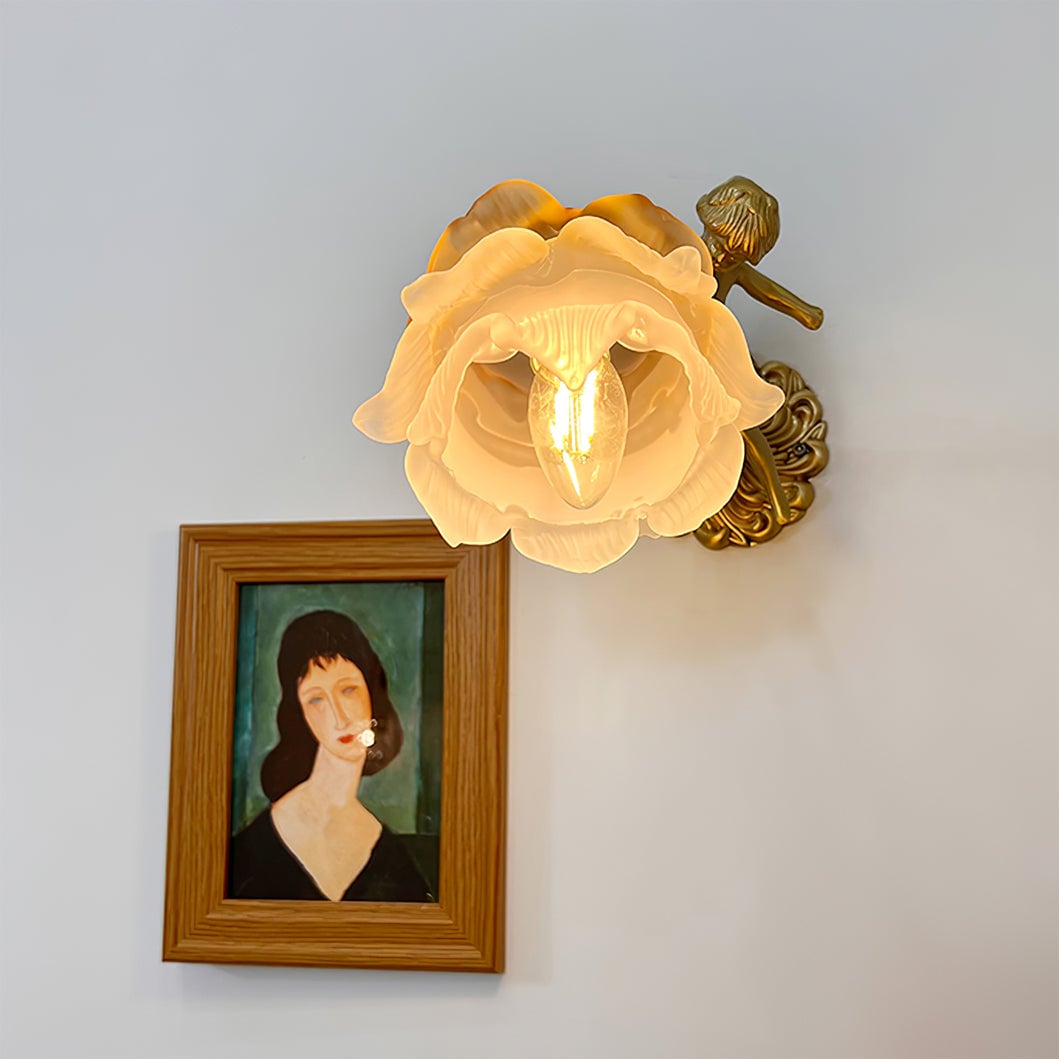 Putti Statuettes Brass Wall Lamp - Lumpaz