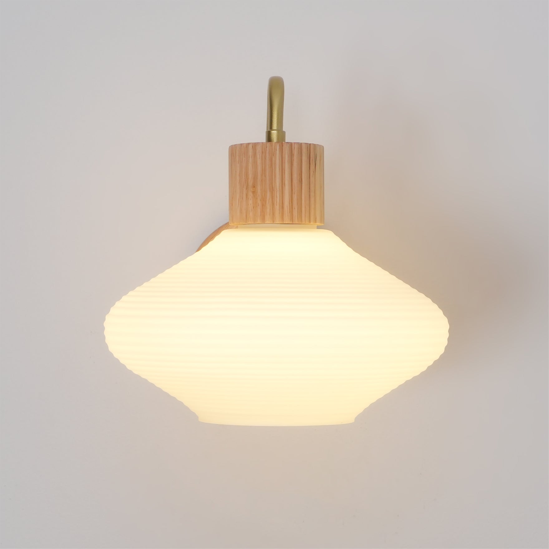 Wohlert Wall Lamp - Lumpaz