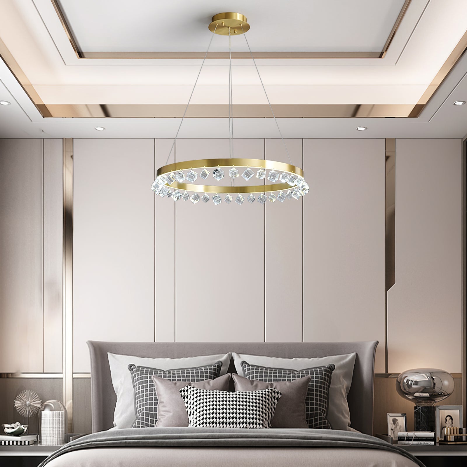 Loop Crystal Chandelier - Lumpaz