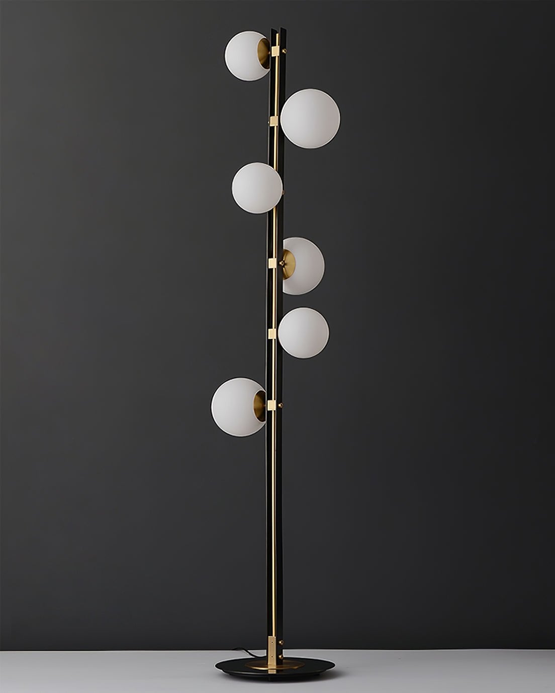 Planeta Floor Lamp - Lumpaz