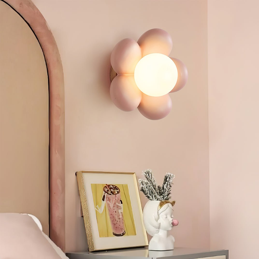 Bloom Flower Wall Lamp - Lumpaz